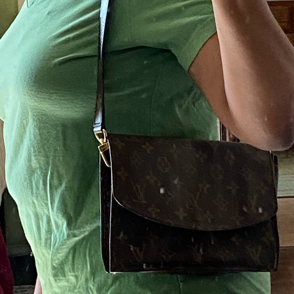 Louis Vuitton Rabat Clutch - Picture 11 of 13